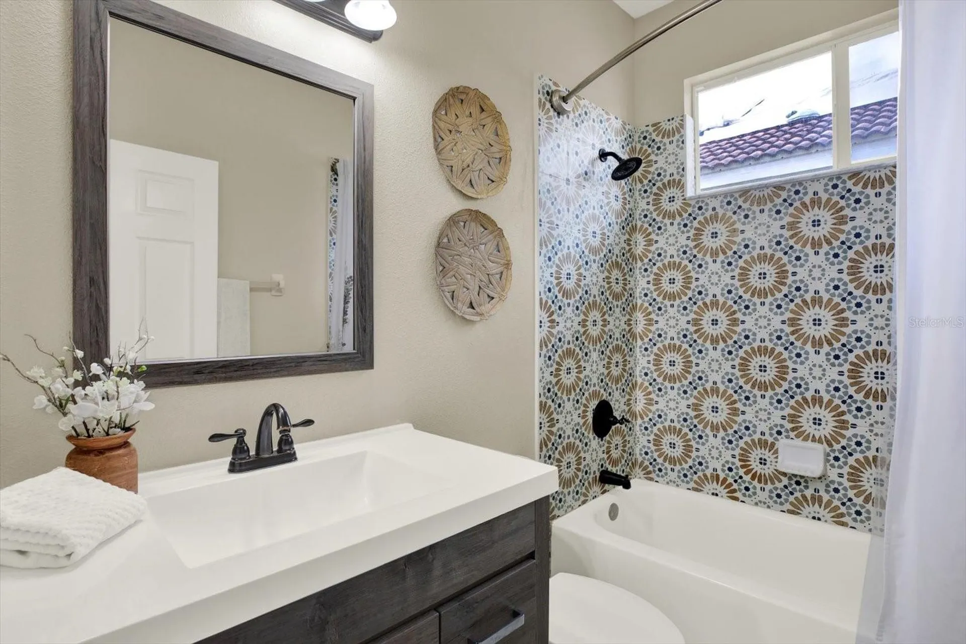 18019 Java Isle Drive Tampa FL 33647