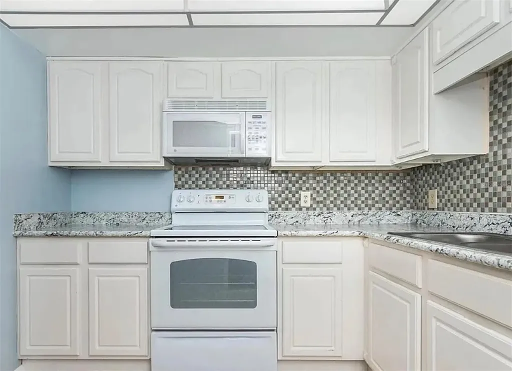 1224 S Peninsula Drive Daytona Beach FL 32118