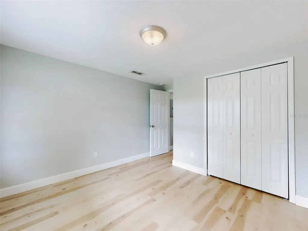 1103 Washington Street New Smyrna Beach FL 32168