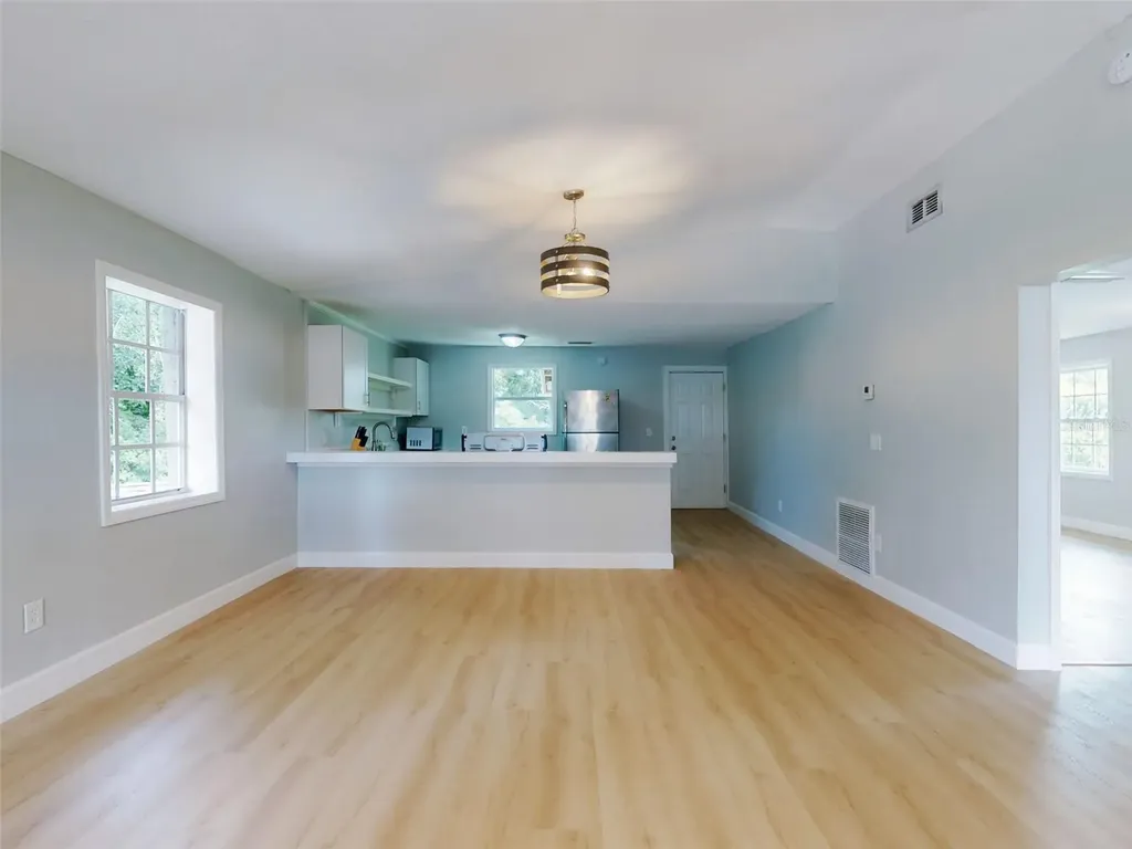 1103 Washington Street New Smyrna Beach FL 32168