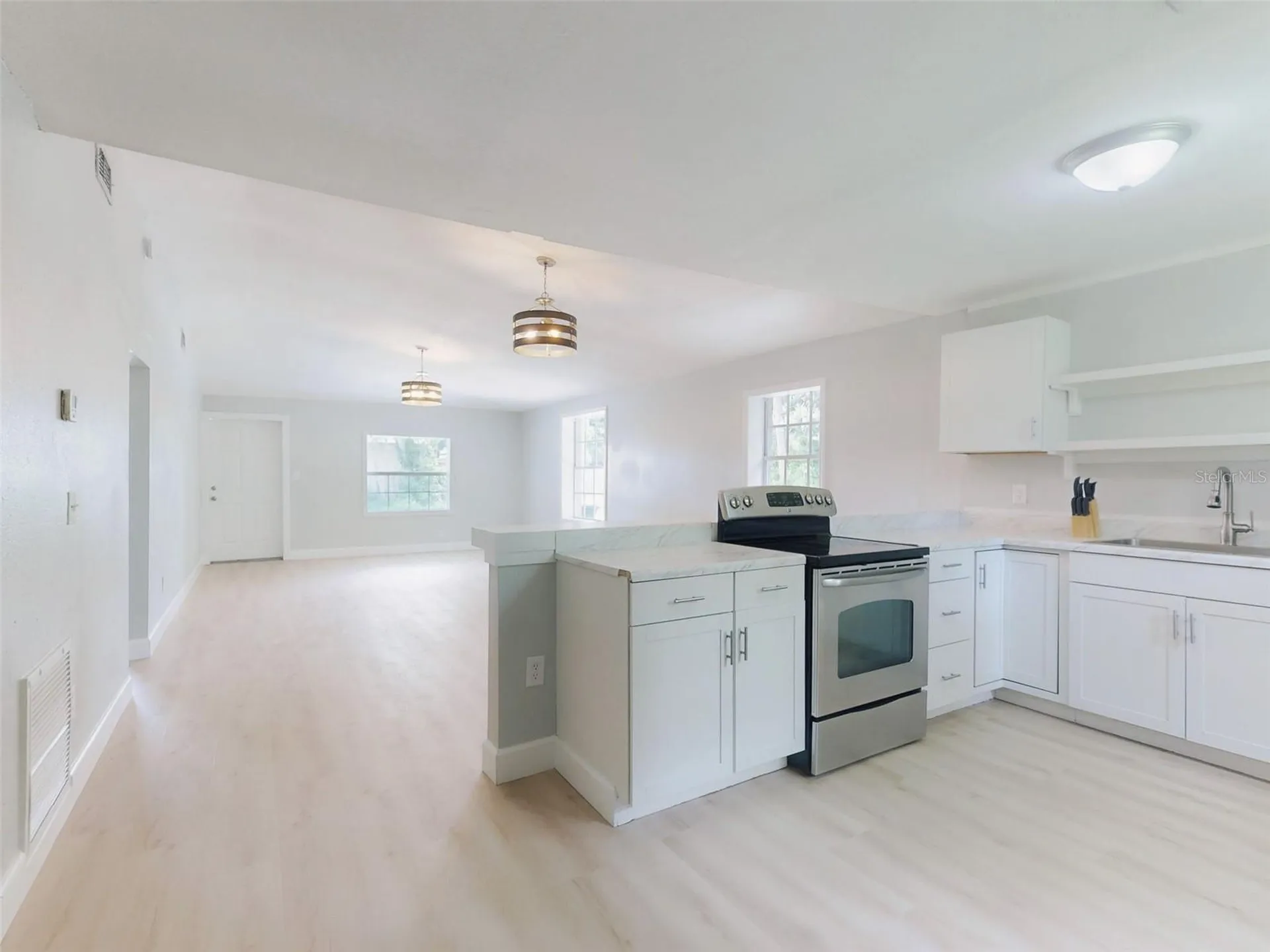 1103 Washington Street New Smyrna Beach FL 32168
