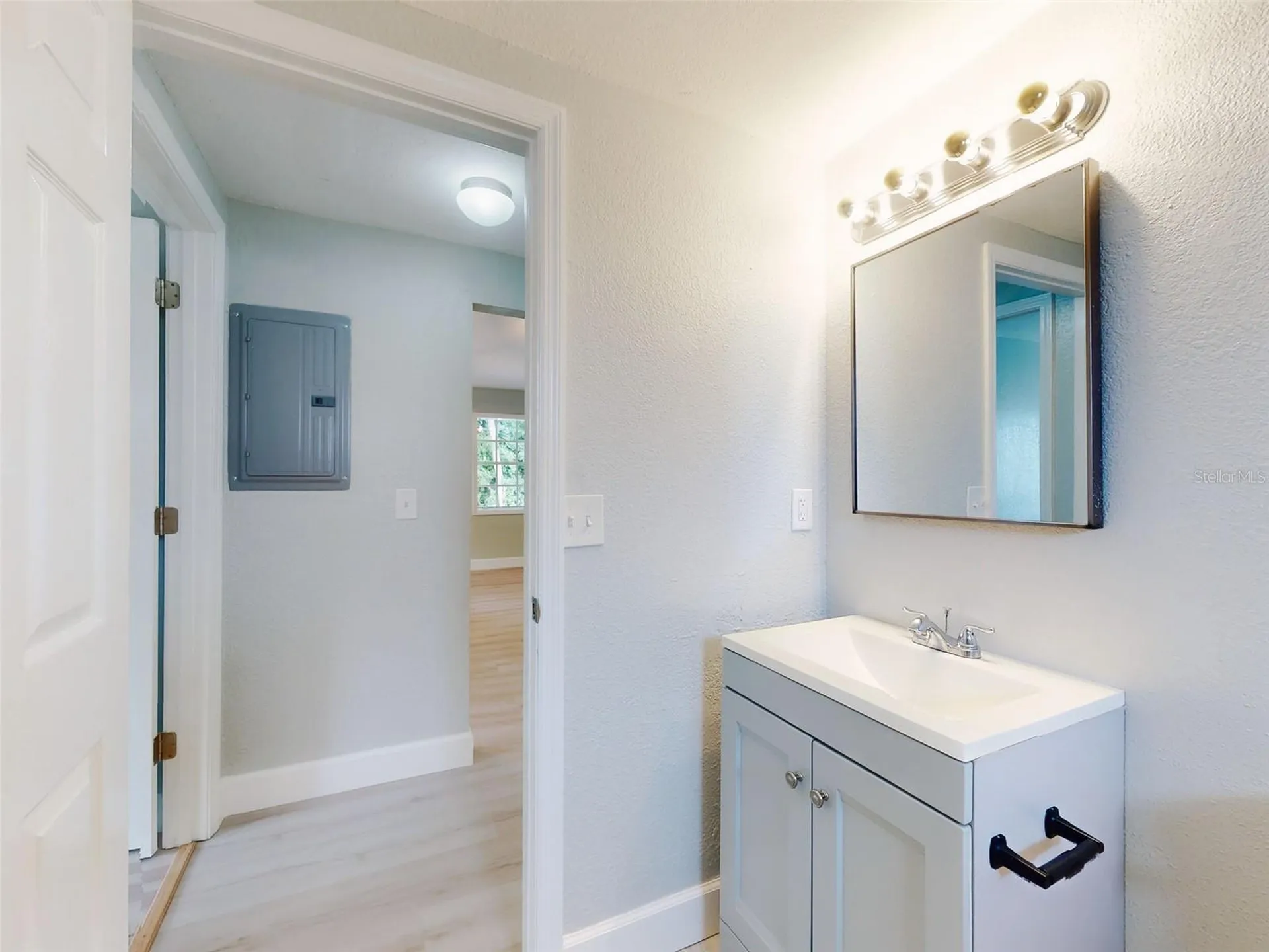1103 Washington Street New Smyrna Beach FL 32168