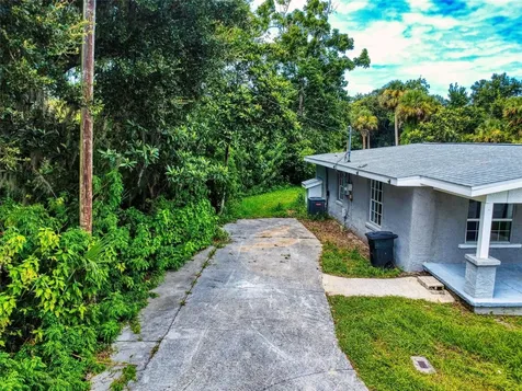 1103 Washington Street New Smyrna Beach FL 32168