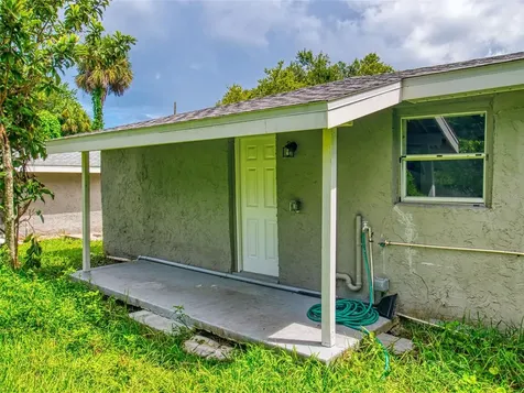 1103 Washington Street New Smyrna Beach FL 32168