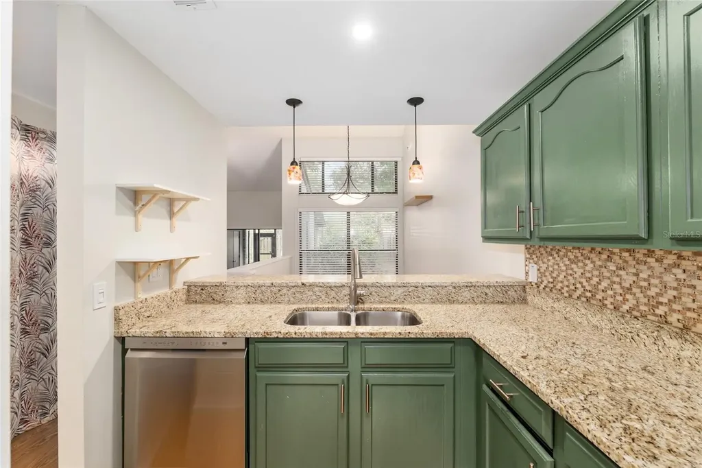 2738 NW 39th Drive Gainesville FL 32606