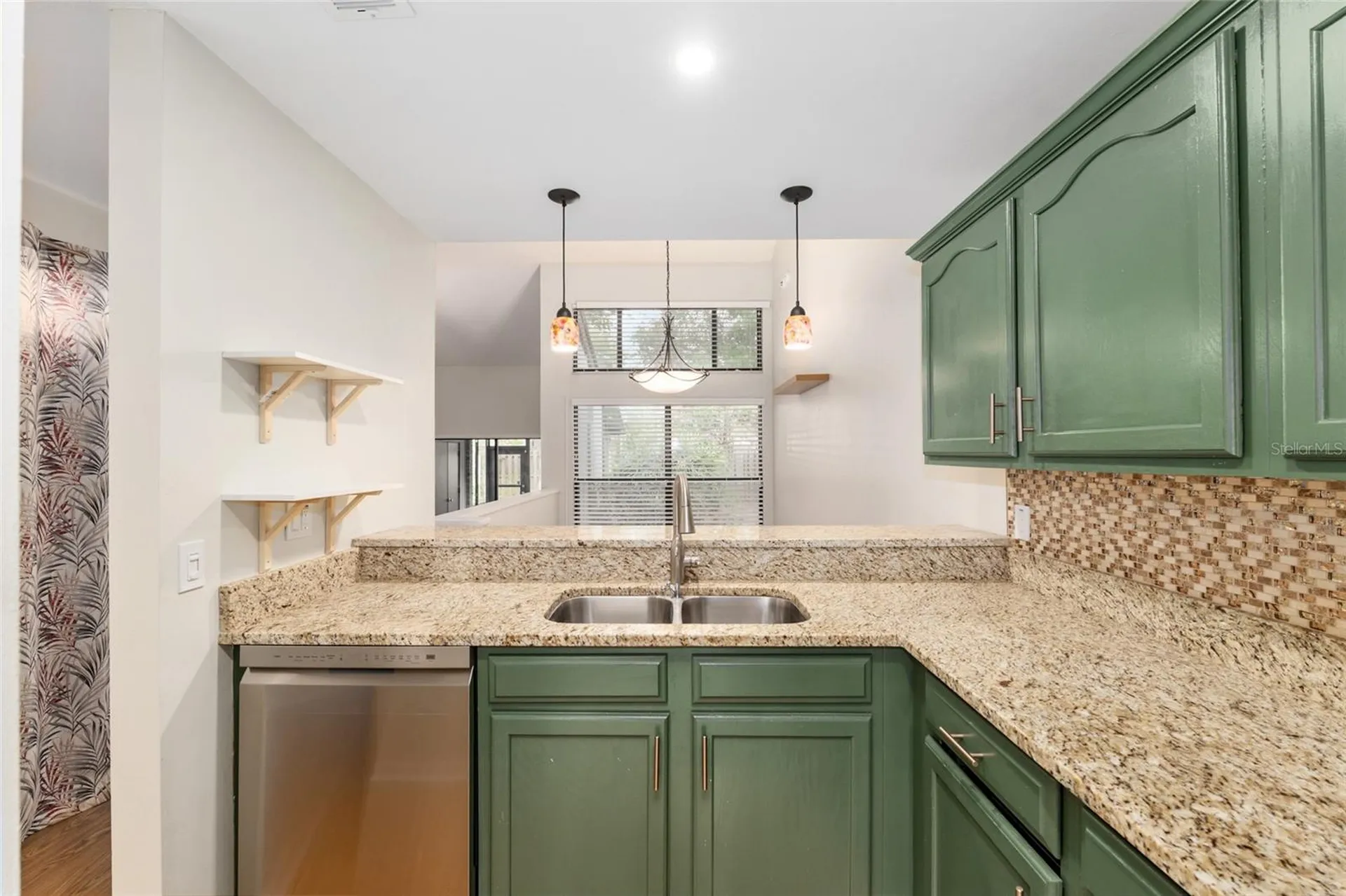 2738 NW 39th Drive Gainesville FL 32606