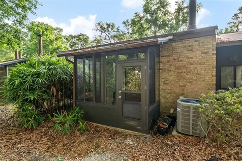 2738 NW 39th Drive Gainesville FL 32606