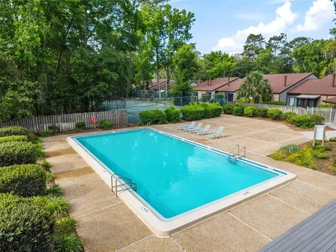 2738 NW 39th Drive Gainesville FL 32606