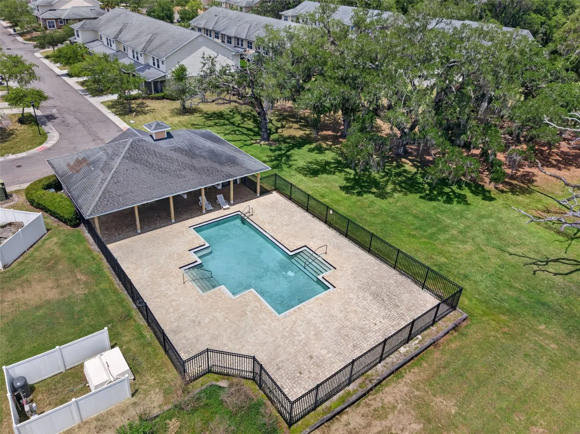 5809 Leopardstown Drive Tampa FL 33610