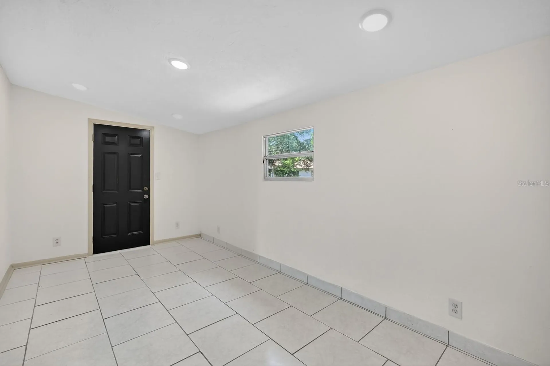 1060 E Patrick Circle Daytona Beach FL 32117