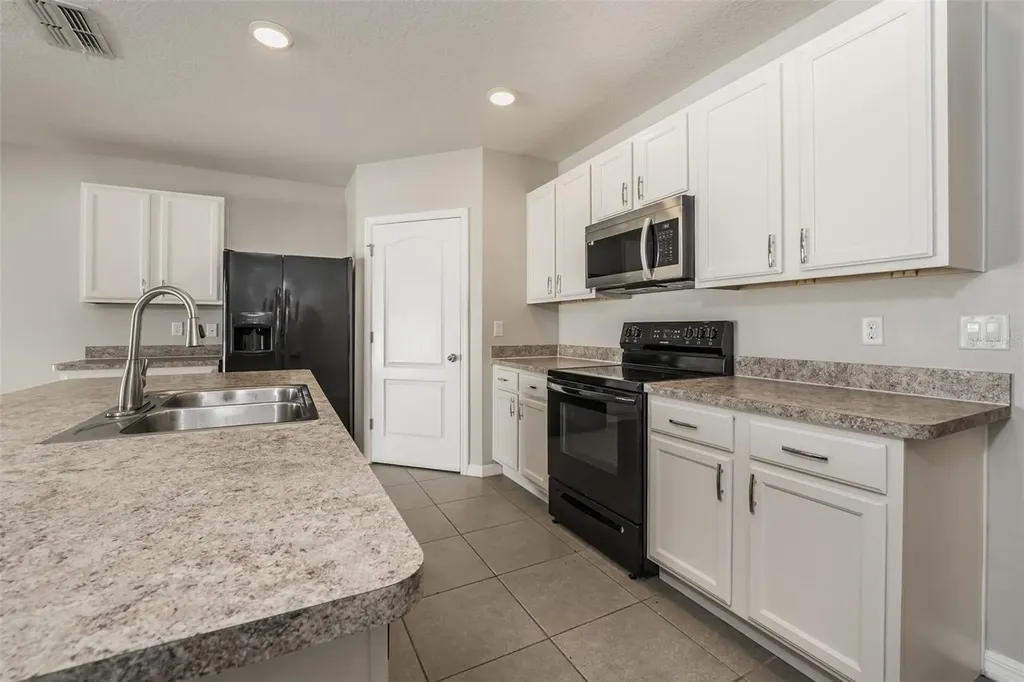 203 Bella Drive Davenport FL 33837
