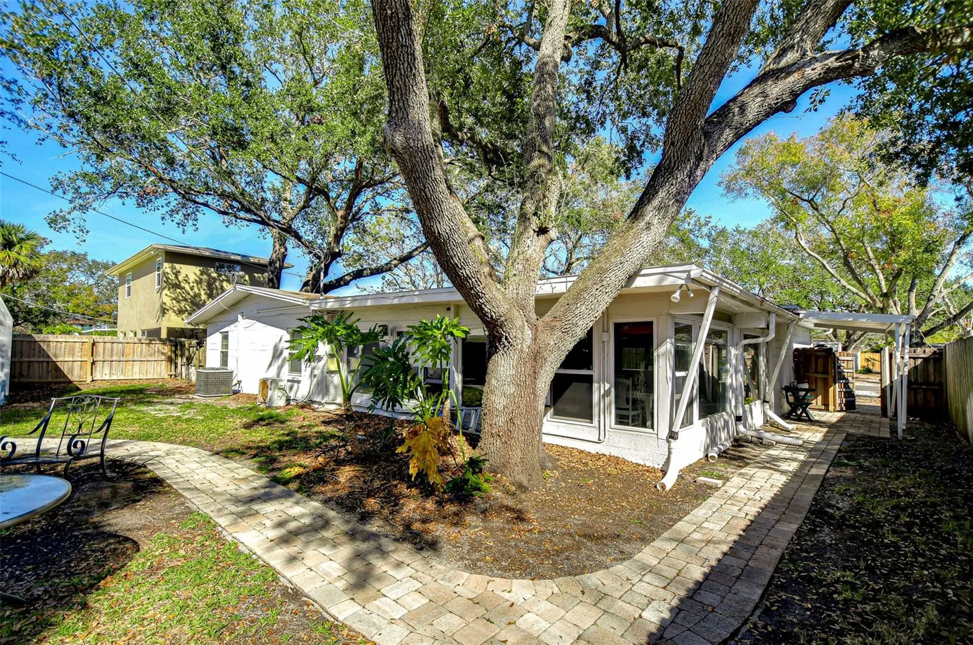 3621 S Belcher Drive Tampa FL 33629