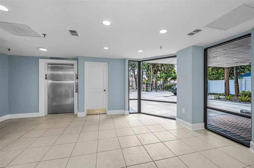 2 Adalia Avenue Tampa FL 33606