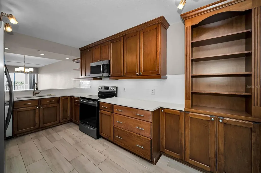2 Adalia Avenue Tampa FL 33606