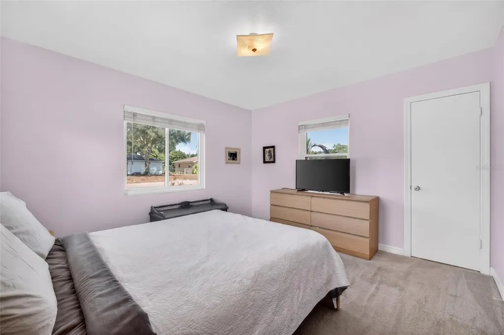 219 S Saturn Avenue Clearwater FL 33755