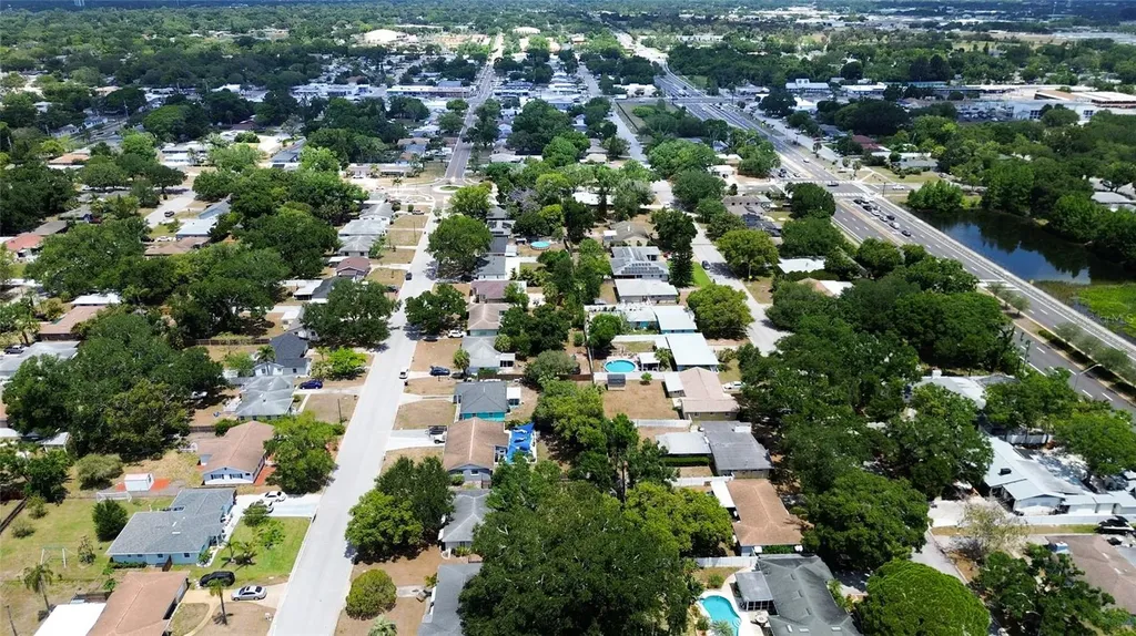 219 S Saturn Avenue Clearwater FL 33755