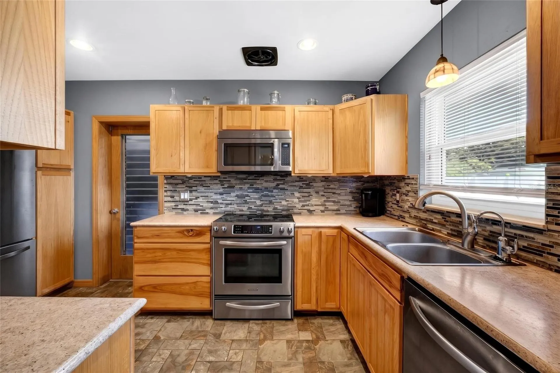 219 S Saturn Avenue Clearwater FL 33755