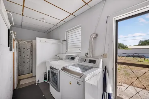 219 S Saturn Avenue Clearwater FL 33755
