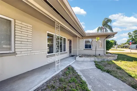 219 S Saturn Avenue Clearwater FL 33755