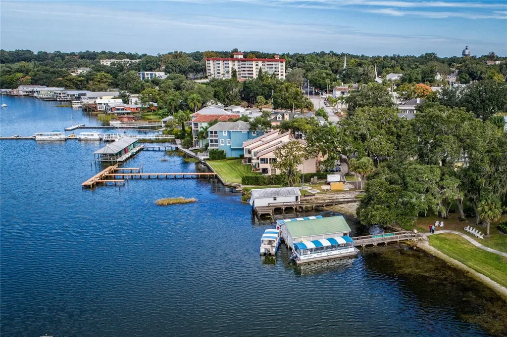 1400 N Simpson Street Mount Dora FL 32757