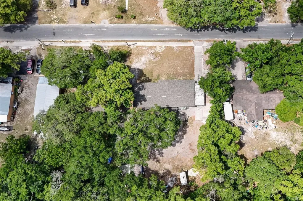 1400 N Simpson Street Mount Dora FL 32757
