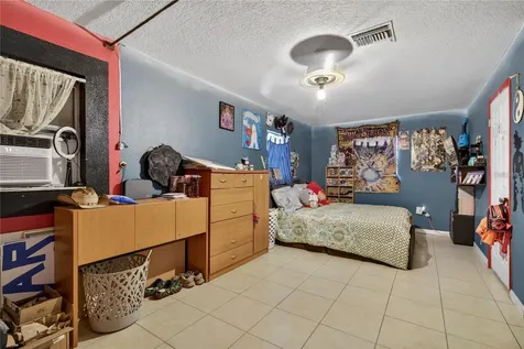 1400 N Simpson Street Mount Dora FL 32757
