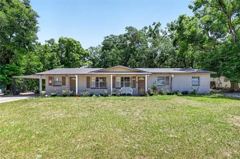1400 N Simpson Street Mount Dora FL 32757