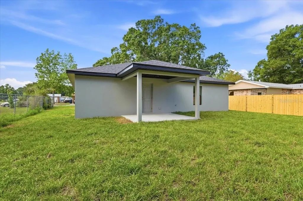 115 Rose Street Auburndale FL 33823