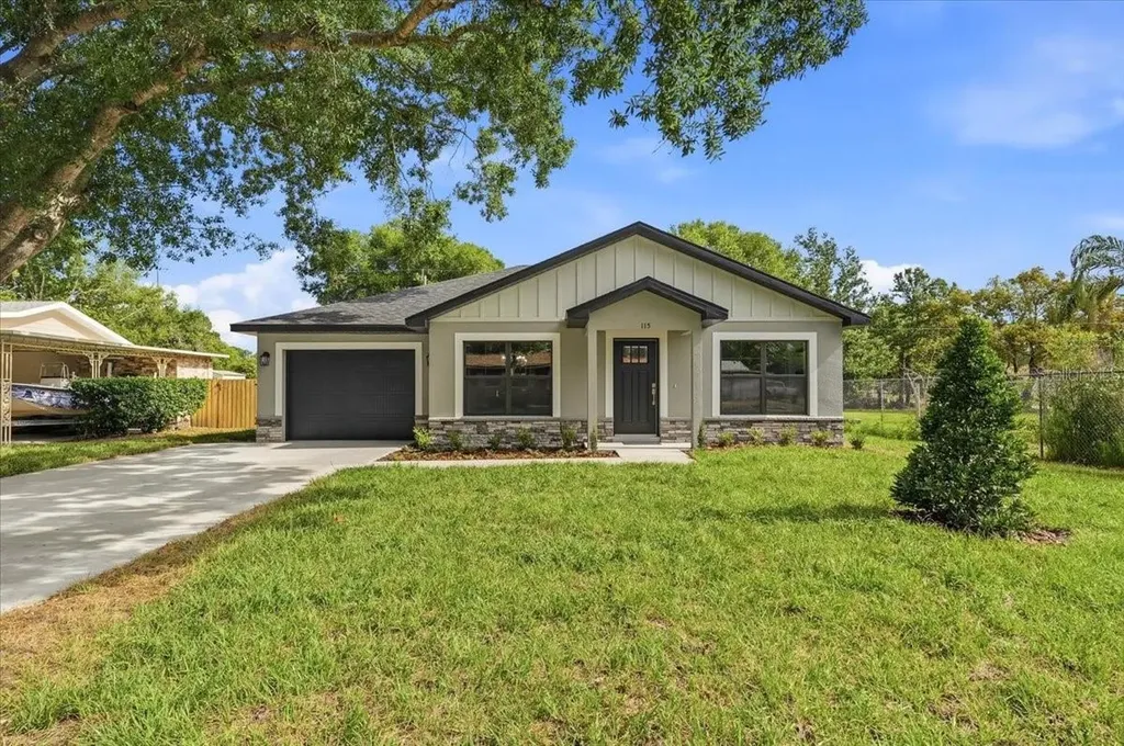 115 Rose Street Auburndale FL 33823