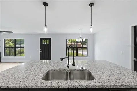 115 Rose Street Auburndale FL 33823