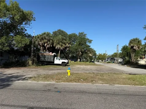 3208 N 29th Street Tampa FL 33605
