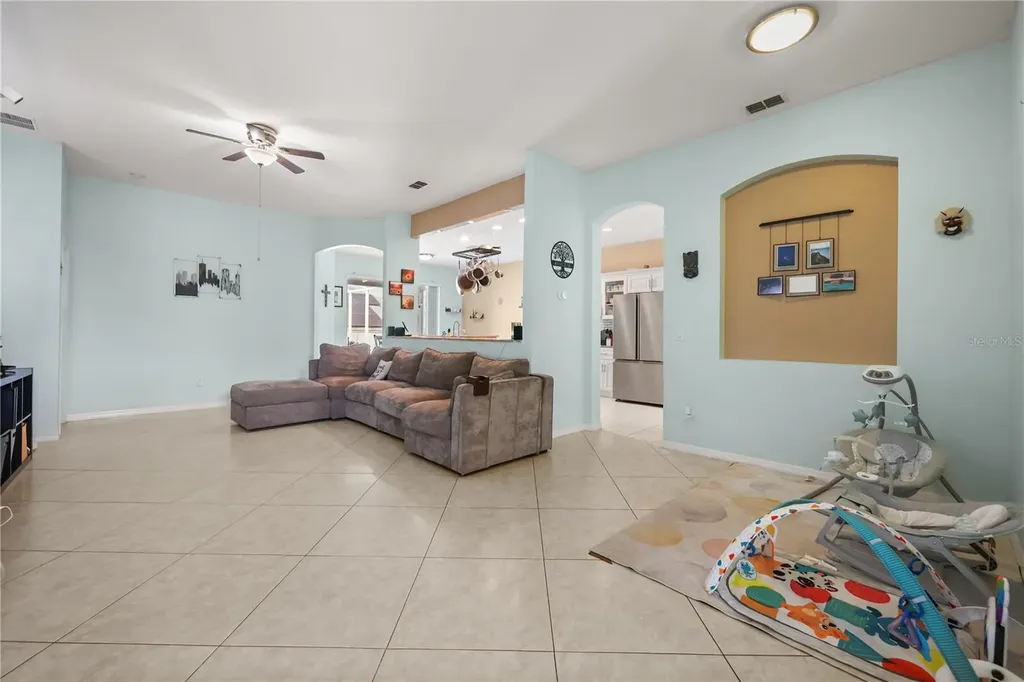 333 Higher Combe Drive Davenport FL 33897