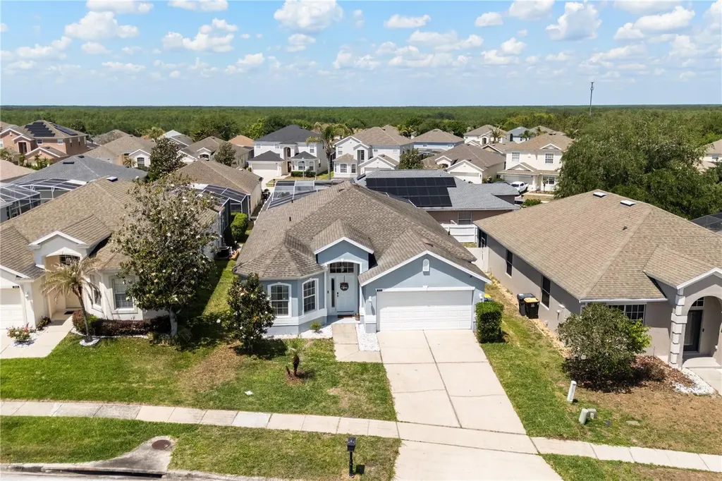 333 Higher Combe Drive Davenport FL 33897