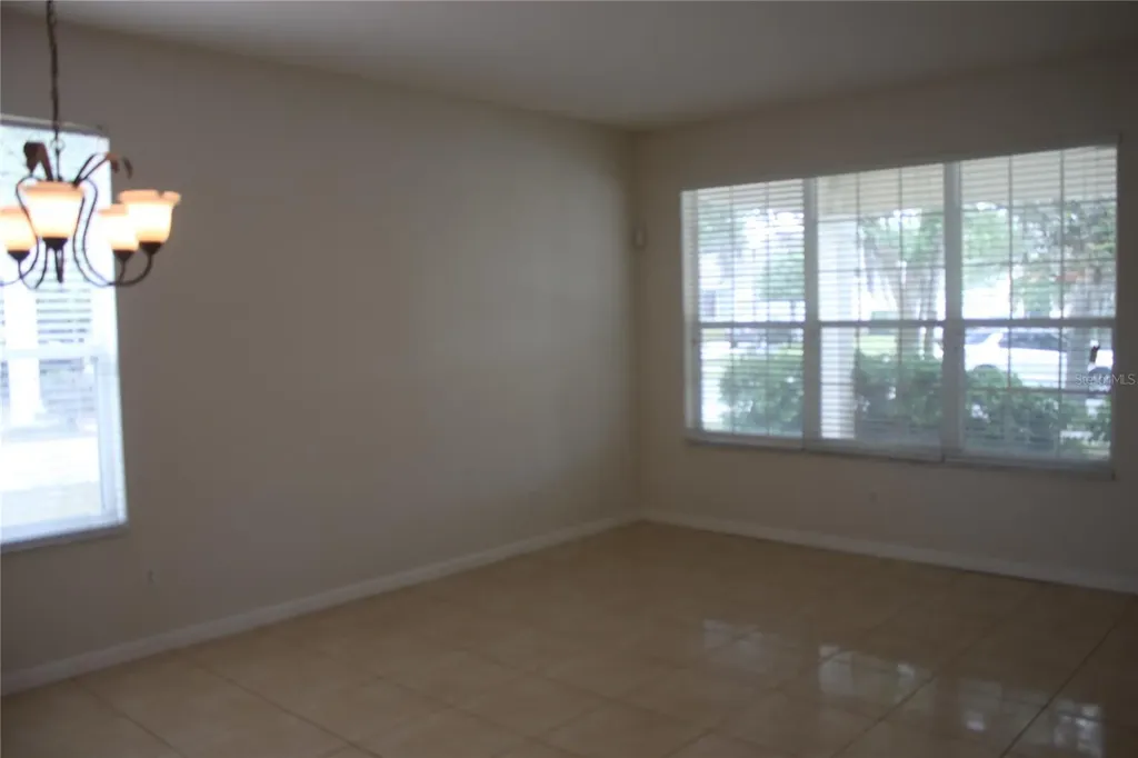 2321 Meadow Oak Circle Kissimmee FL 34746