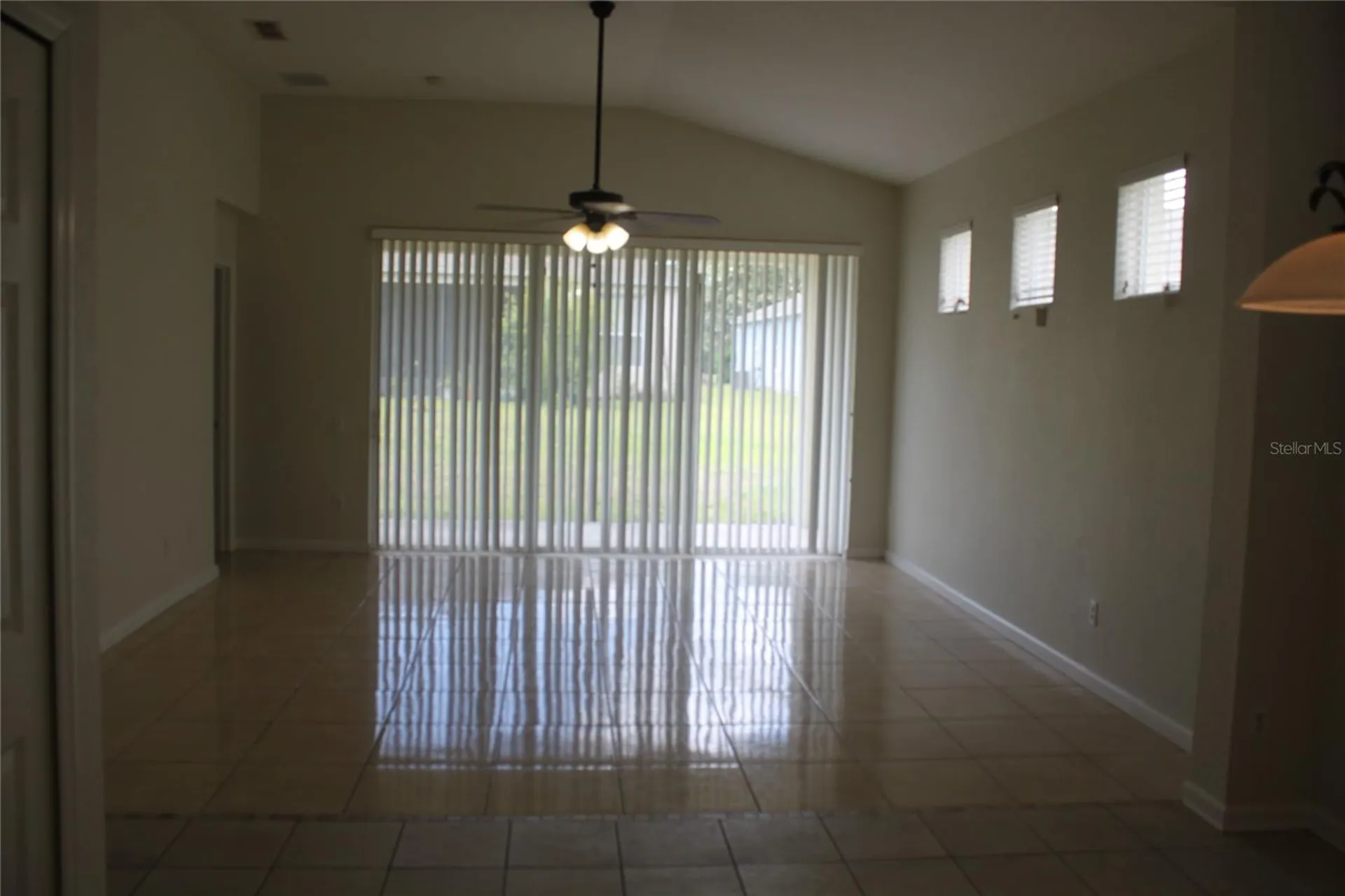 2321 Meadow Oak Circle Kissimmee FL 34746