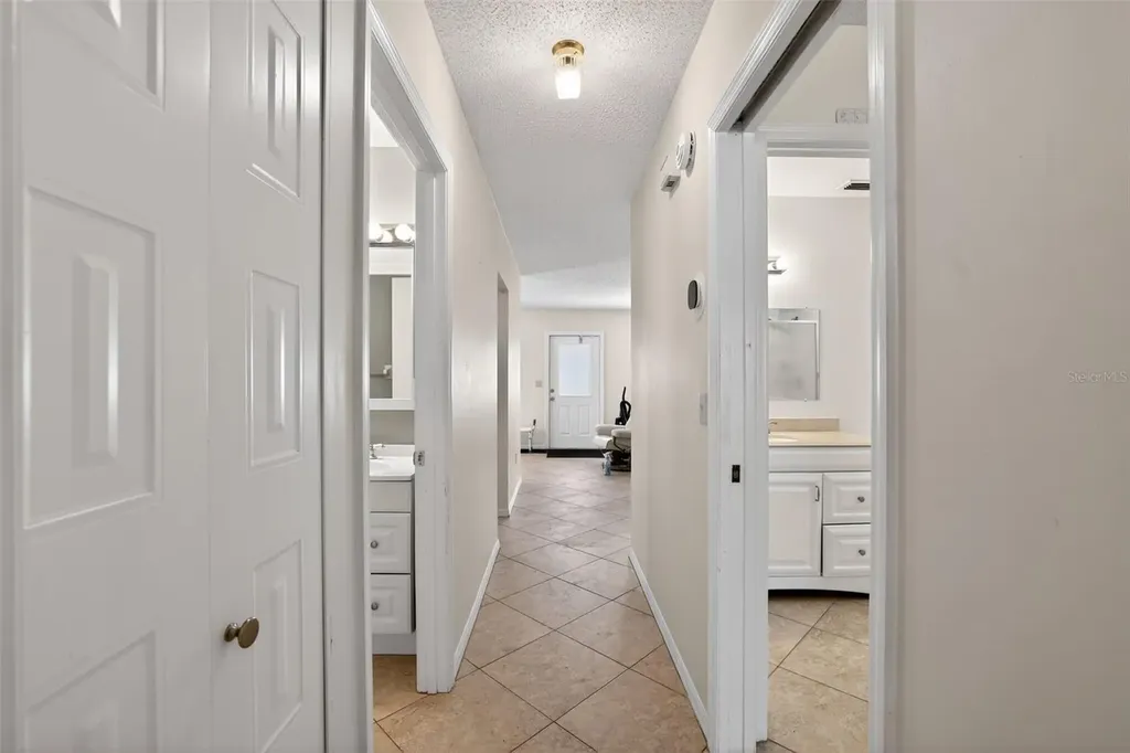 2201 Holkham Place Sun City Center FL 33573