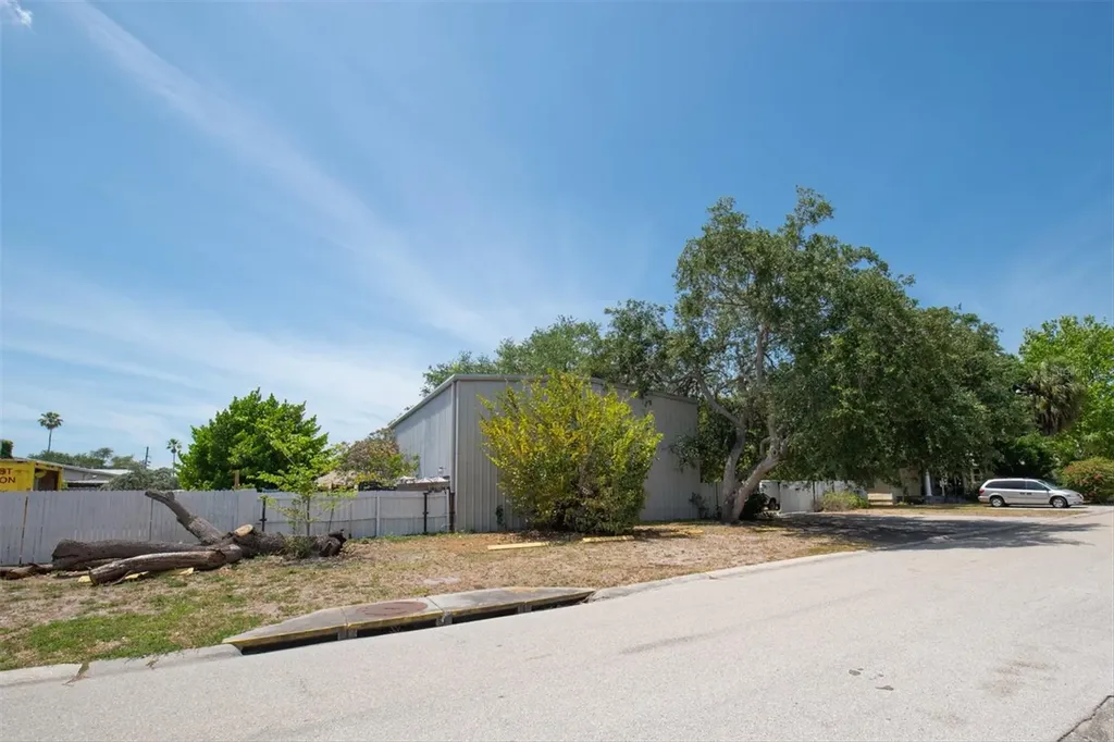 1763 9th Avenue N St Petersburg FL 33713