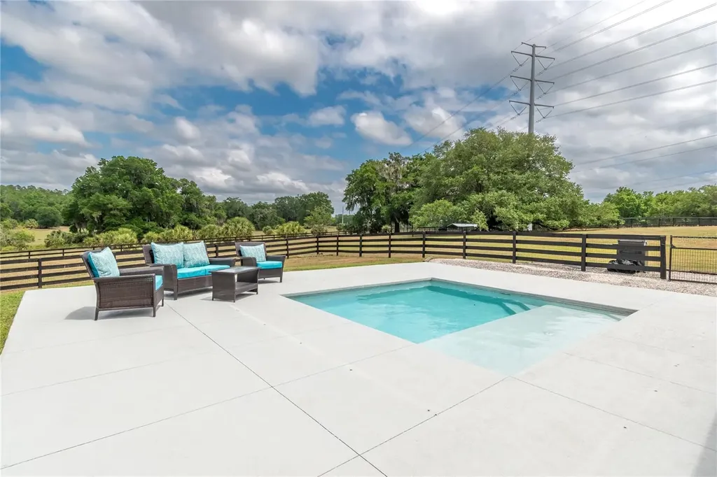 5021 NW 101st Street Road Ocala FL 34482