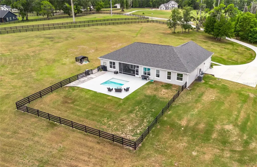 5021 NW 101st Street Road Ocala FL 34482
