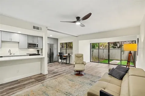 109 Crown Oaks Way Longwood FL 32779