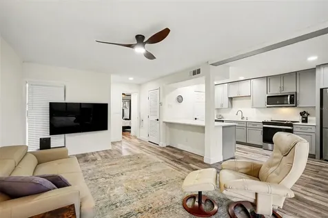109 Crown Oaks Way Longwood FL 32779