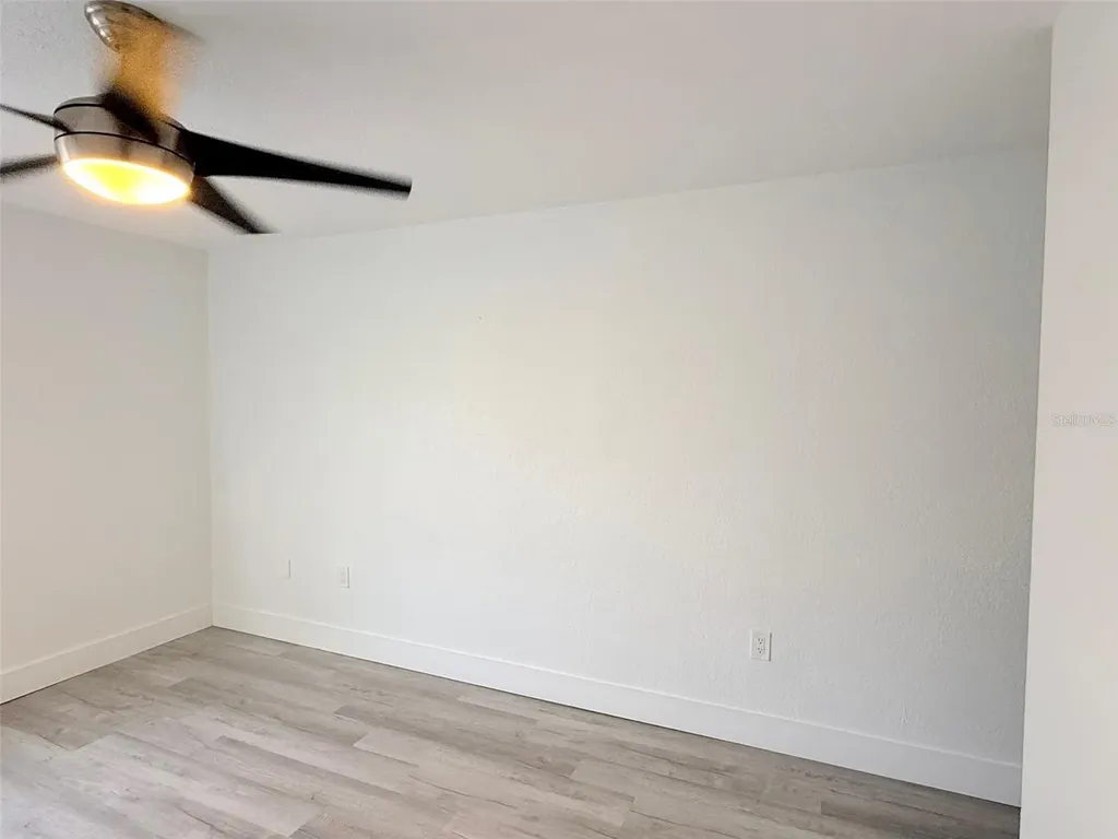 11409 8th Street N St Petersburg FL 33716