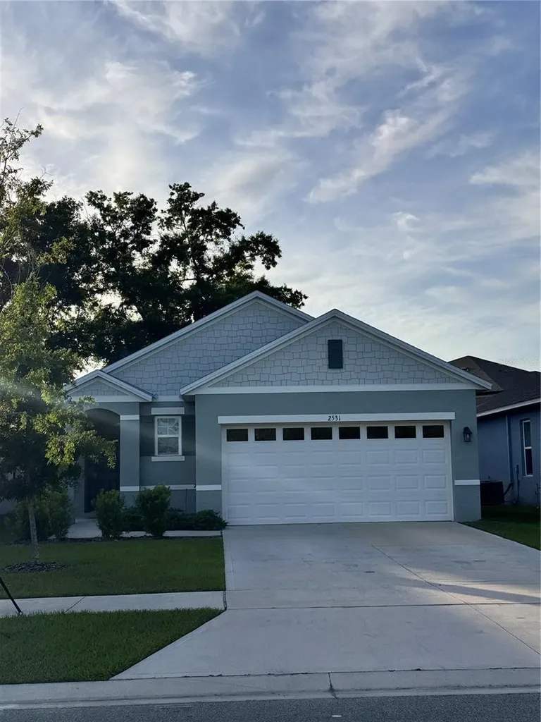 2531 Avalon Park Boulevard Tavares FL 32778