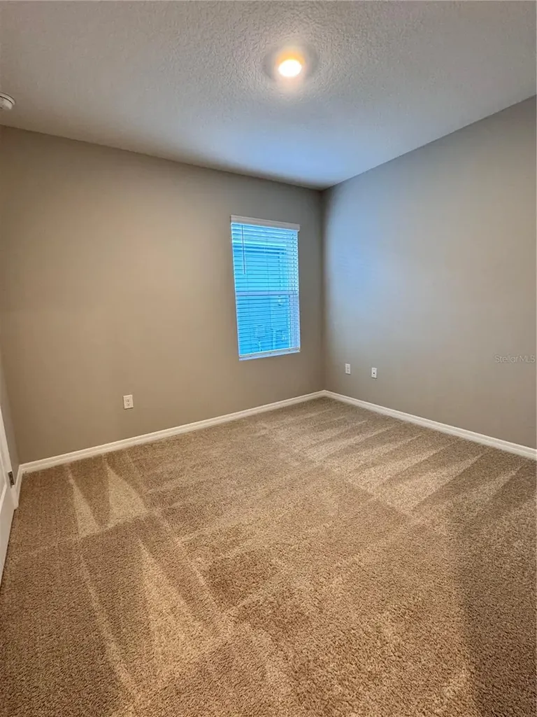 2531 Avalon Park Boulevard Tavares FL 32778