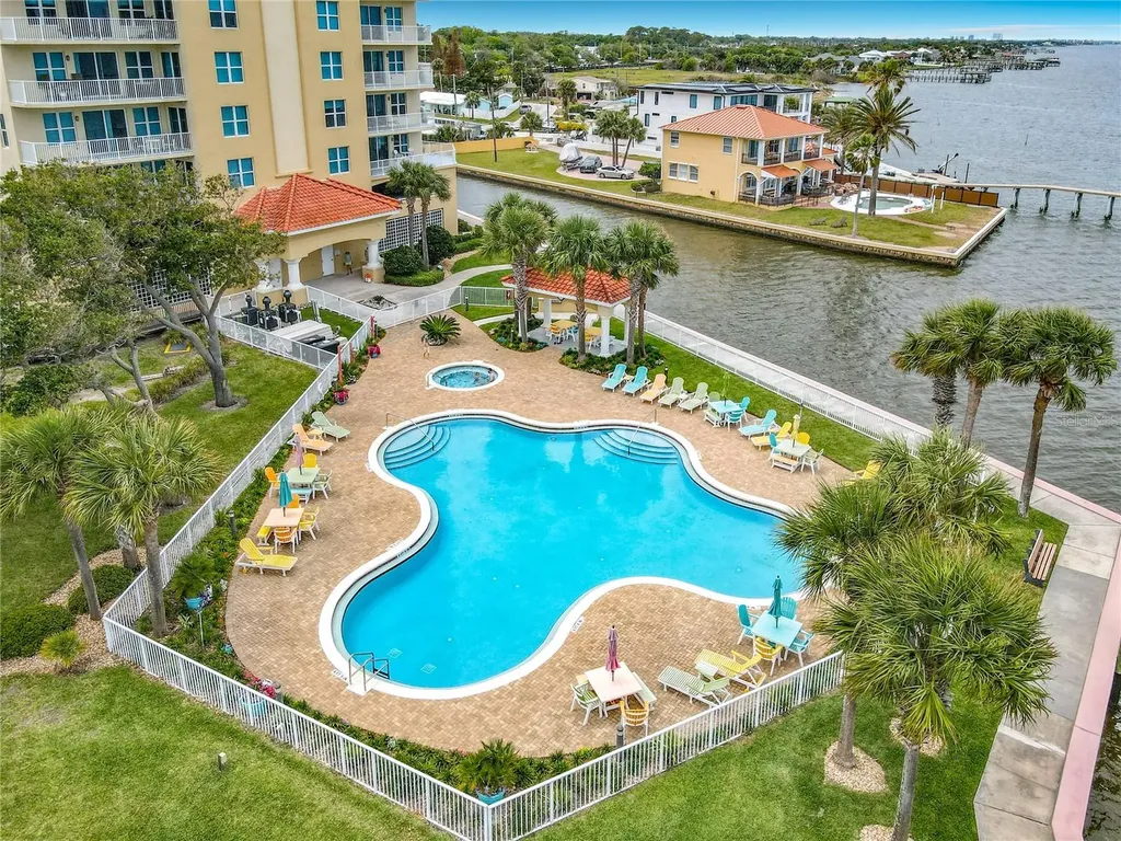 2801 S Ridgewood Avenue South Daytona FL 32119