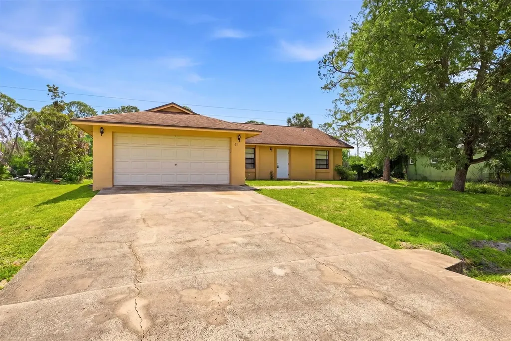 871 Lamplighter Drive NW Palm Bay FL 32907