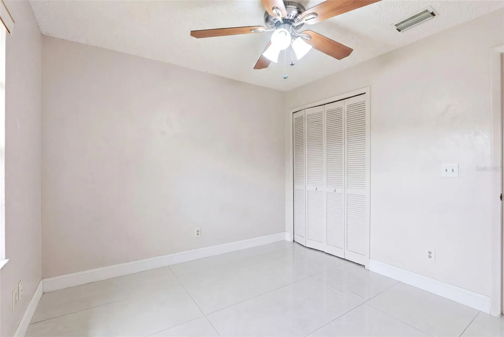 871 Lamplighter Drive NW Palm Bay FL 32907
