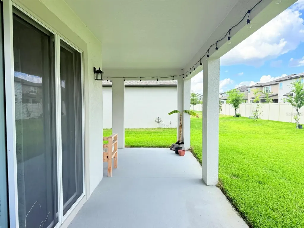 11131 Sundrift Drive Tampa FL 33647