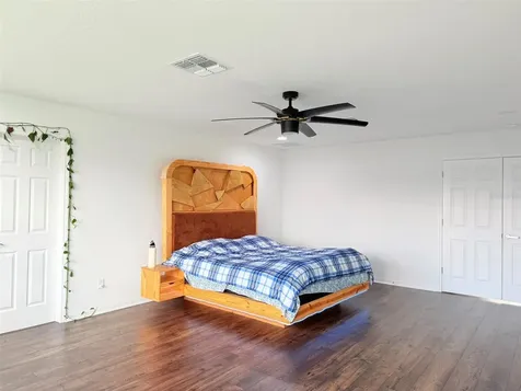 11131 Sundrift Drive Tampa FL 33647