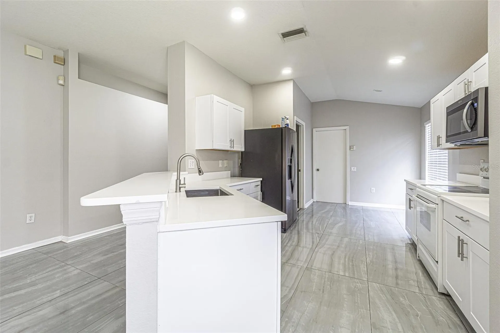 5553 Gallant Fox Court Wesley Chapel FL 33544